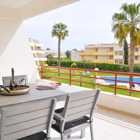 Lovelystay - 2Br Modern, Pool Access, Close To Marina & Beach Куартейра Екстер'єр фото