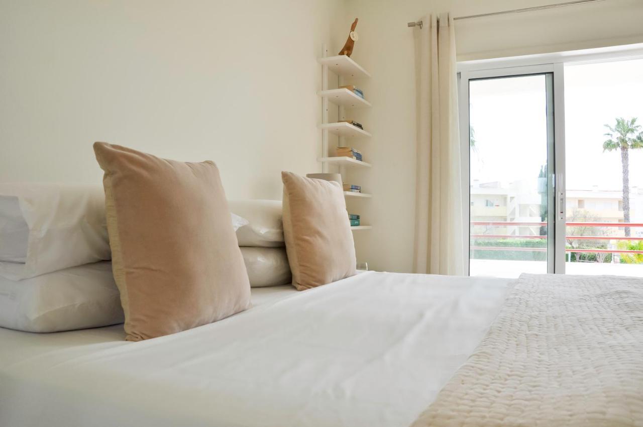 Lovelystay - 2Br Modern, Pool Access, Close To Marina & Beach Куартейра Екстер'єр фото